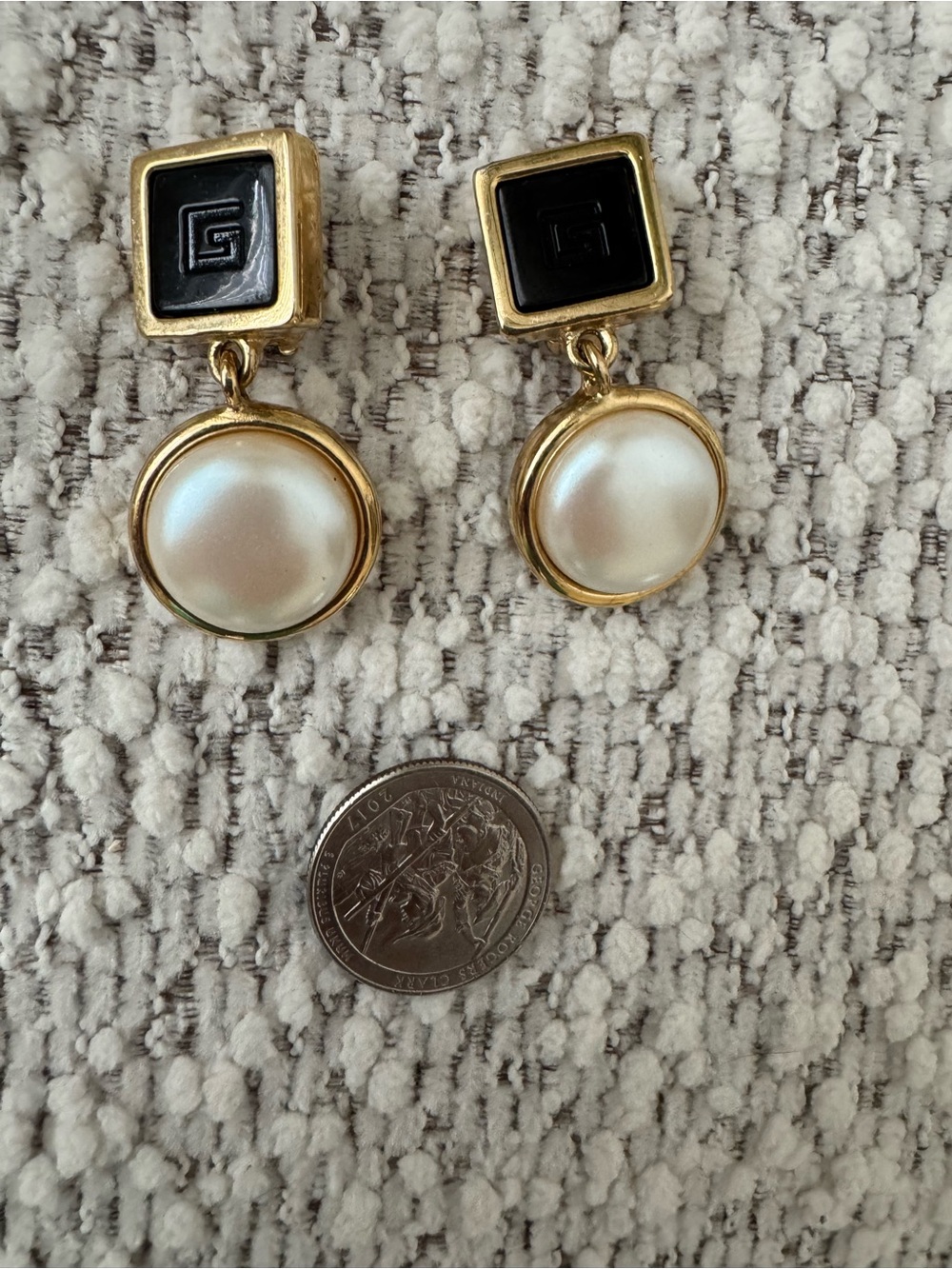 Vintage Givenchy Gold Tone Faux Pearl Drop Earrings Black Enamel Statement - Picture 3 of 11